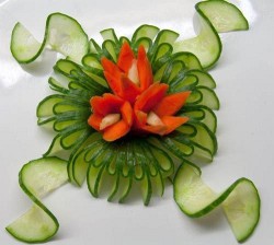 Jedlé dekorace a carving