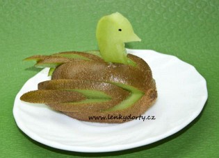 Jedlé dekorace a carving