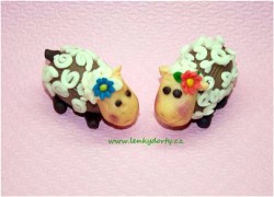 Jedlé dekorace a carving