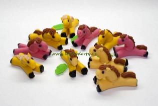 Jedlé dekorace a carving