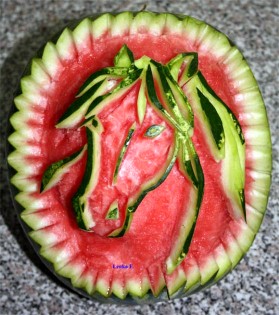 Jedlé dekorace a carving